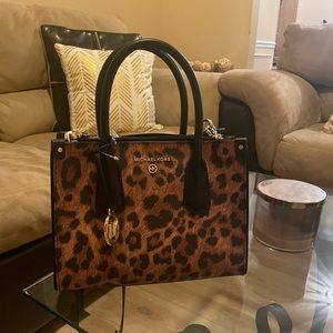 AUTHENTIC Micheal Kors Leopard Print Crossbody Bag